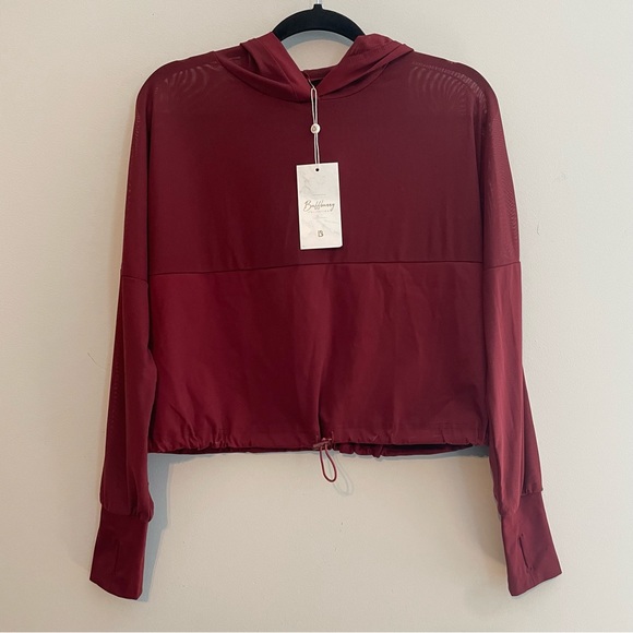 BUFFBUNNY NWT Escandala Hooded Pullover - Vineyard Red Size Small - Picture 3 of 15